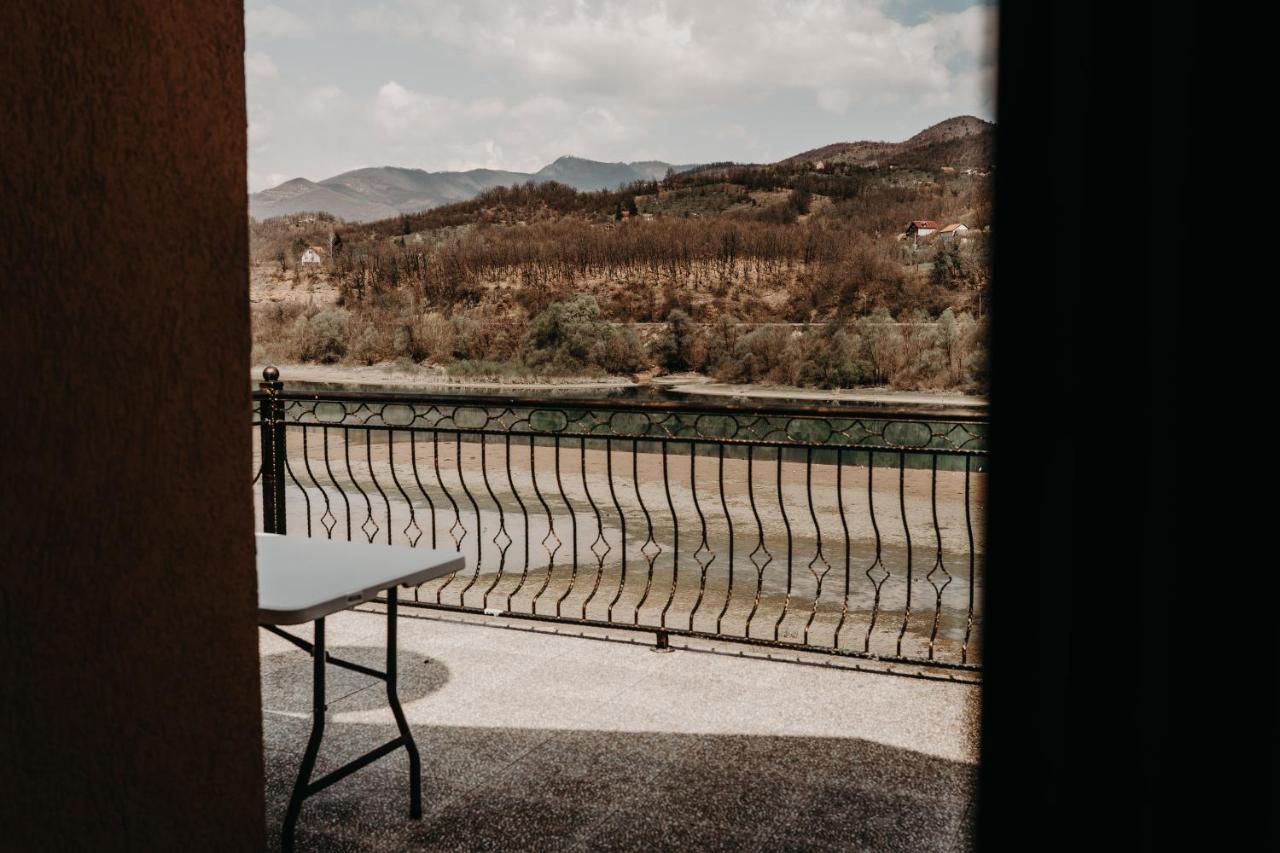 Hotel Noor Konjic Exteriör bild