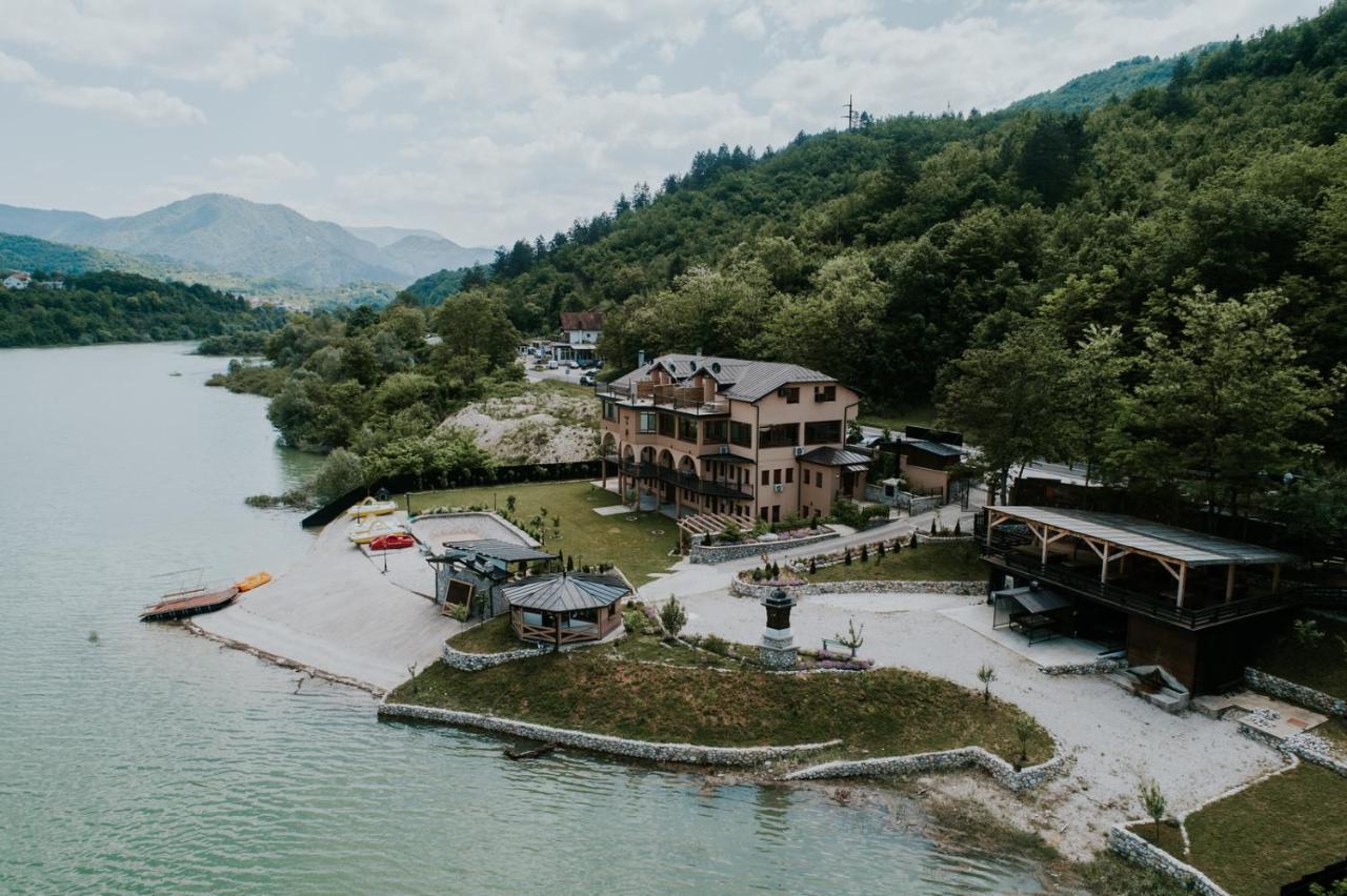 Hotel Noor Konjic Exteriör bild